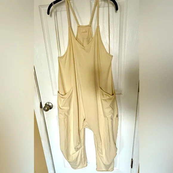 Hot Shot Onsie by FP Movement Excellent - Picture 2 of 6